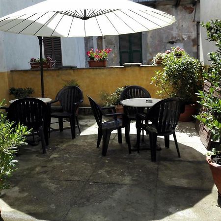 Viabasso11 Guest House Нові-Ліґуре Екстер'єр фото