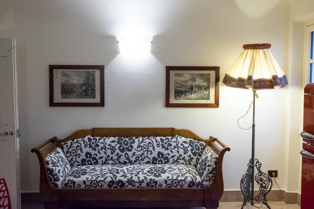 Viabasso11 Guest House Нові-Ліґуре Екстер'єр фото