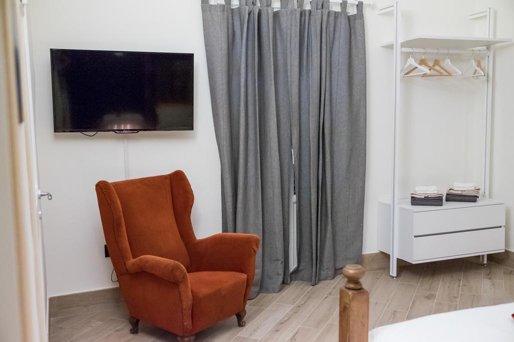 Viabasso11 Guest House Нові-Ліґуре Екстер'єр фото