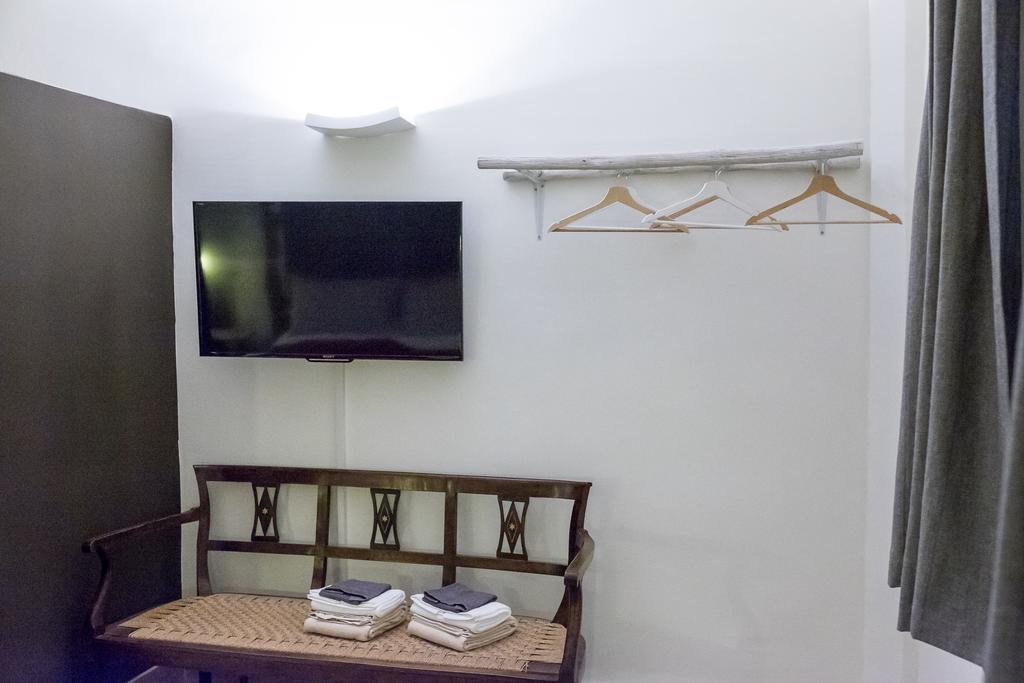 Viabasso11 Guest House Нові-Ліґуре Екстер'єр фото